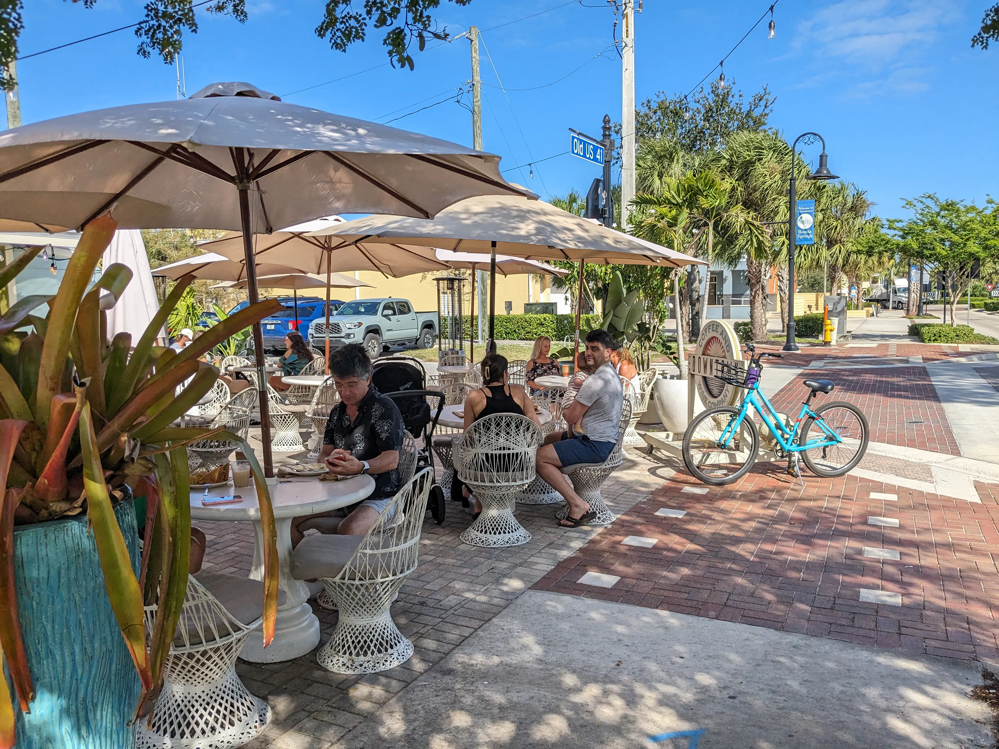 Relocating to Bonita Springs: Your Year-Round Living Guide